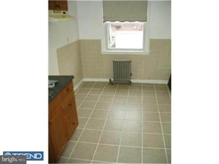 1629 Murdoch Road - Photo 1