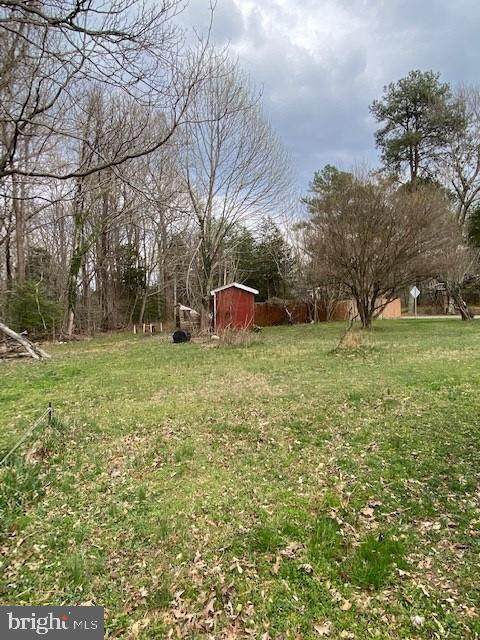 2795 Scientists Cliffs Road - Photo 1