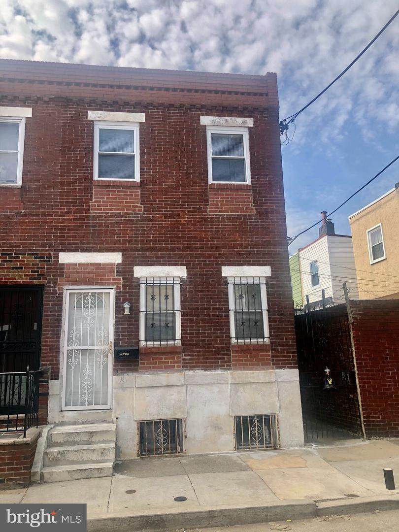 2208 Darien Street - Photo 1
