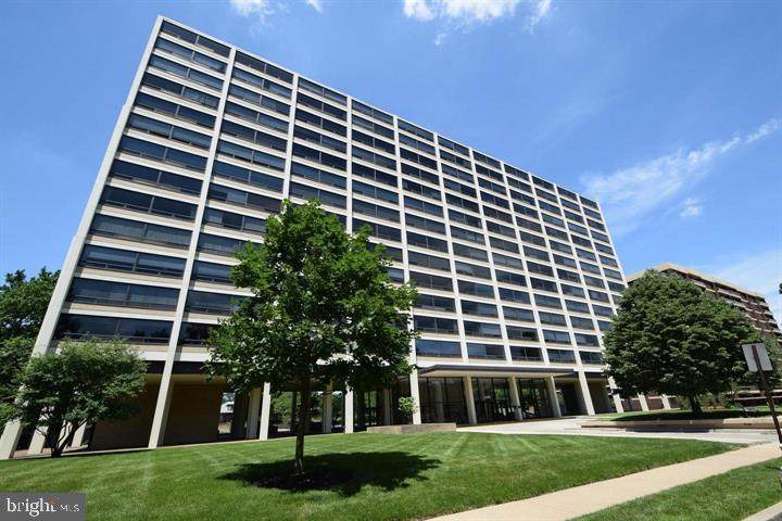 4000 Charles Street - Photo 1