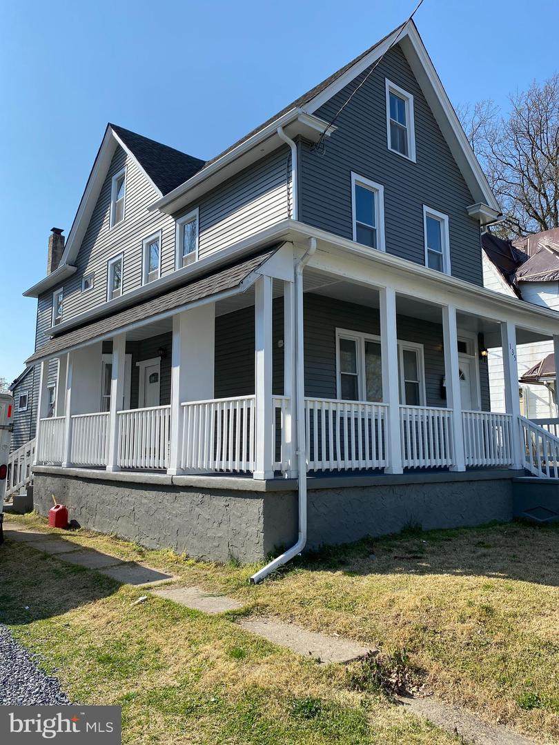 135 Parker Avenue - Photo 1