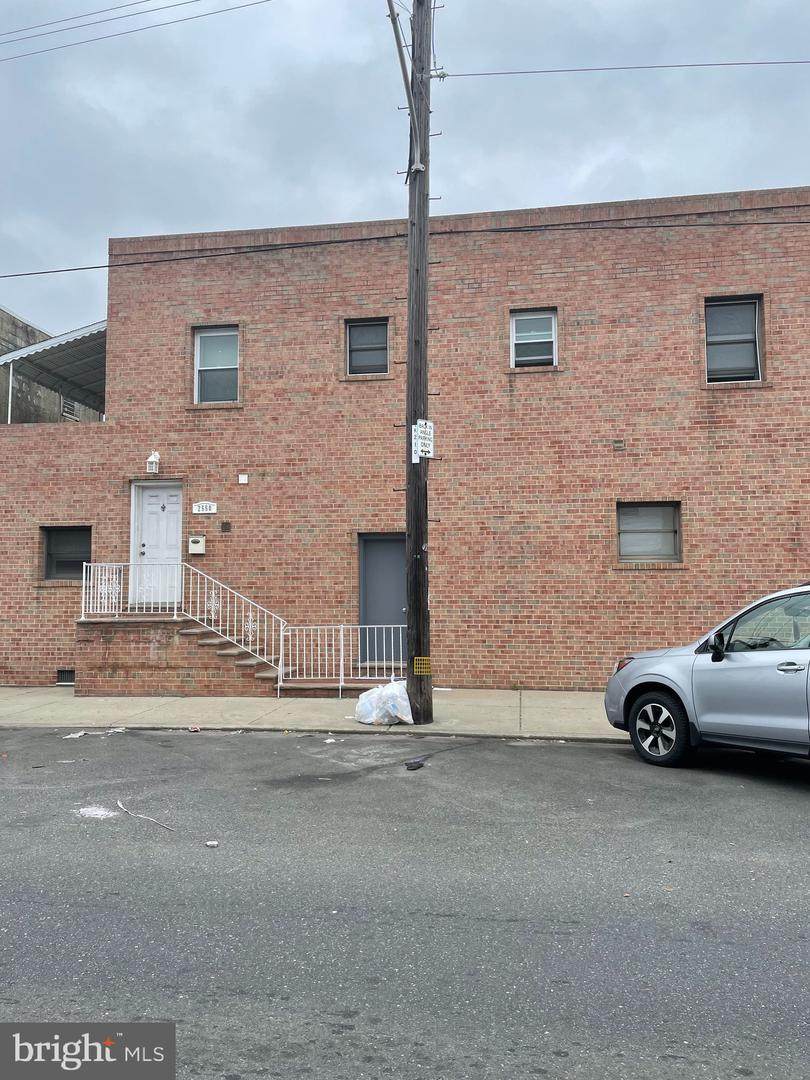 2550 10TH Street - Photo 1