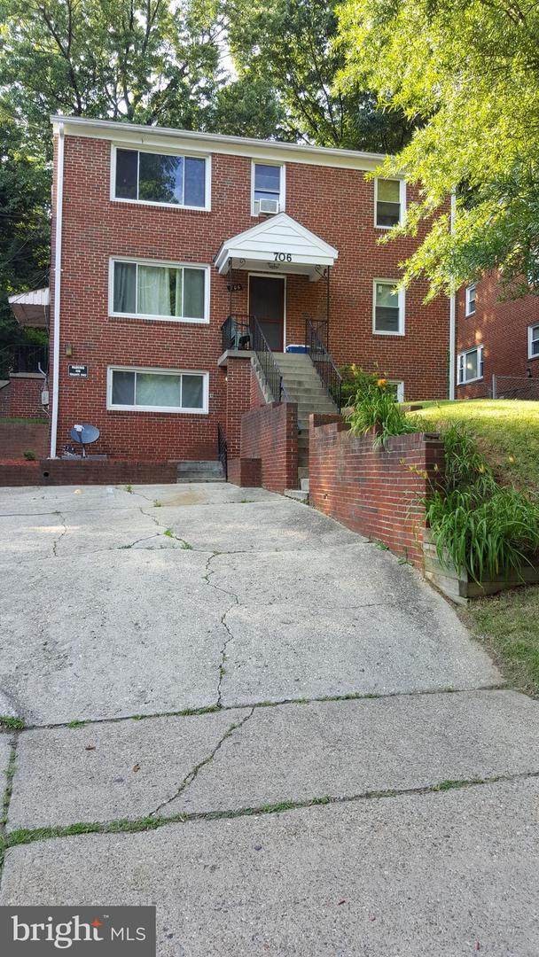 706 Kennebec Avenue - Photo 1