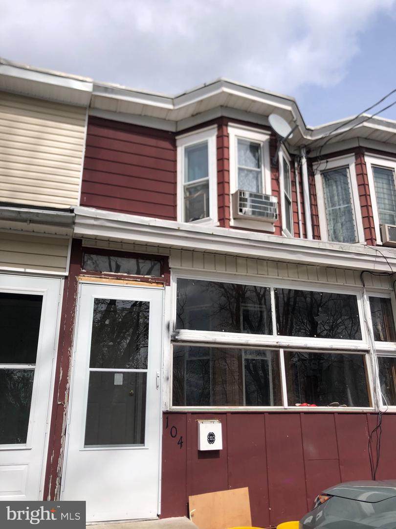 104 Overlook Avenue - Photo 1