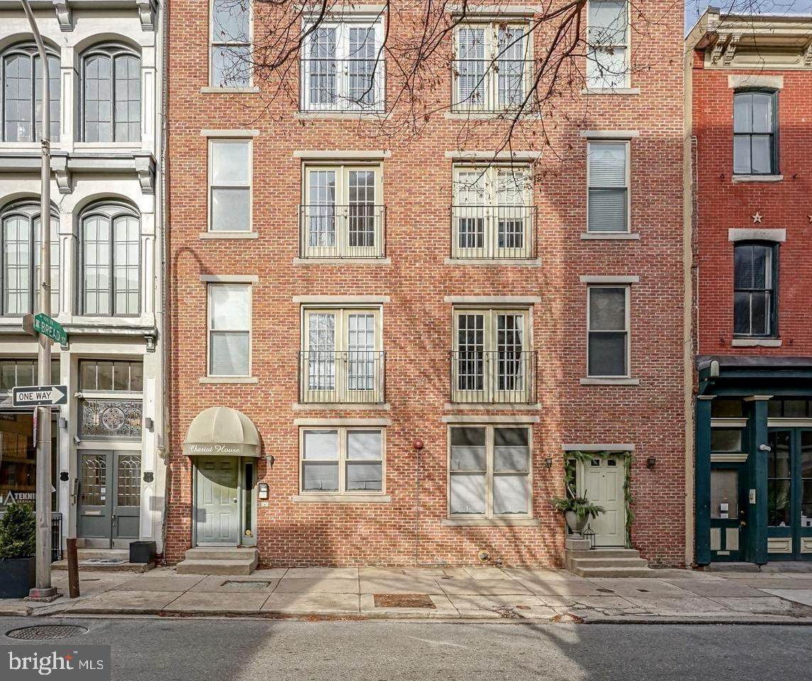 221-23 Race Street - Photo 1