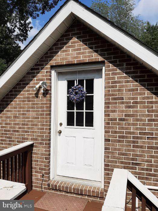 7545 Poplar Street - Photo 1