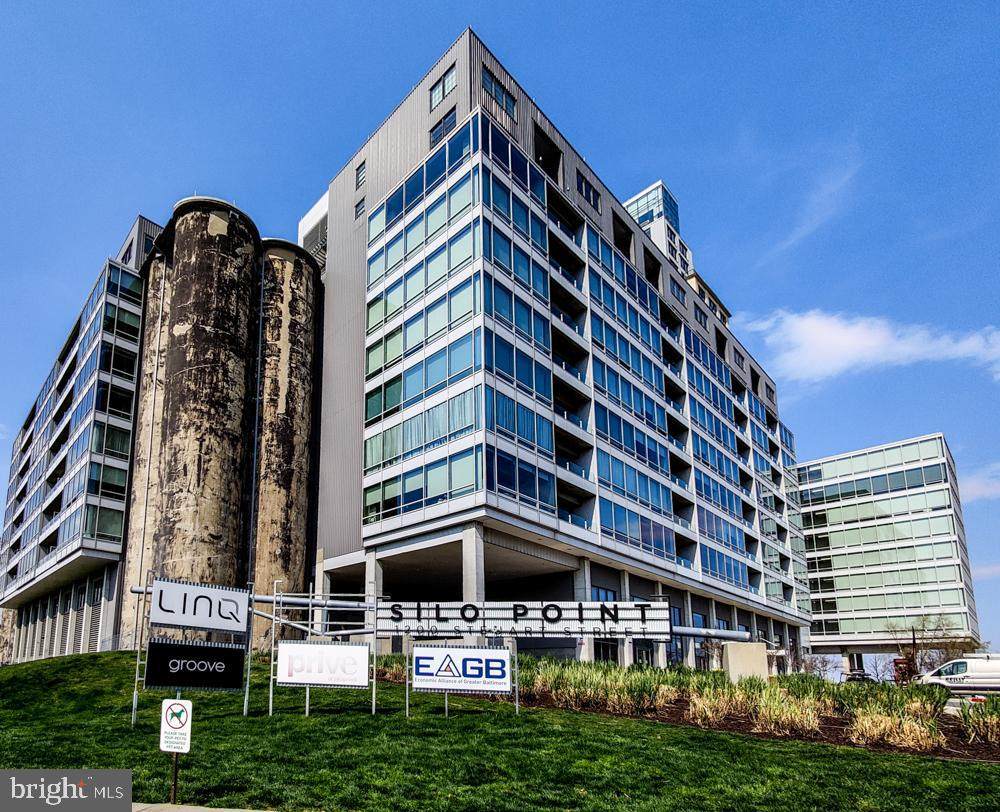 1200 Steuart Street - Photo 1