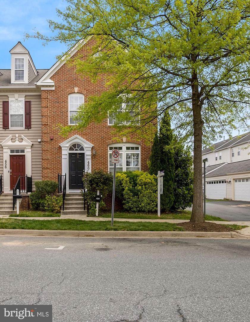 460 Clayhall Street - Photo 1