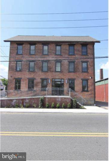 138 Front Street - Photo 1