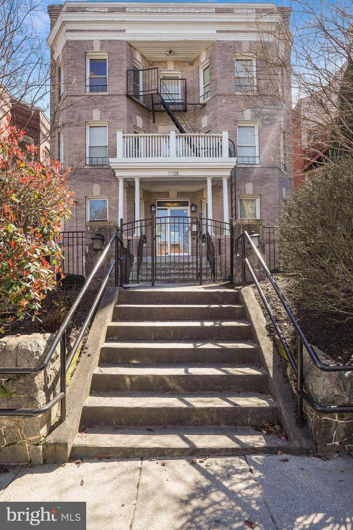 1108 Columbia Road - Photo 1