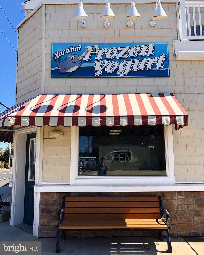 1700 LONG BEACH BOULEVARD - Photo 1