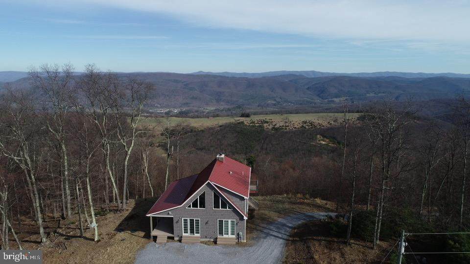 1435 Mountain Crest Drive - Photo 1