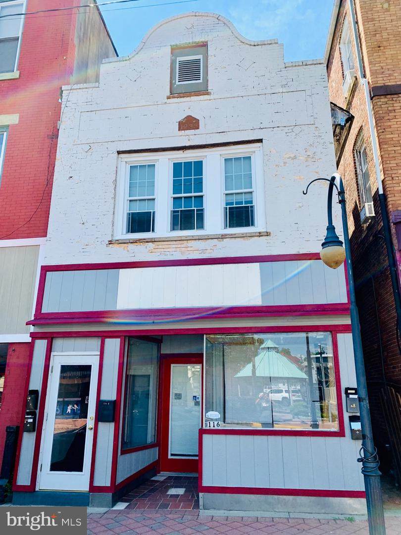 116-118 High St N - Photo 1
