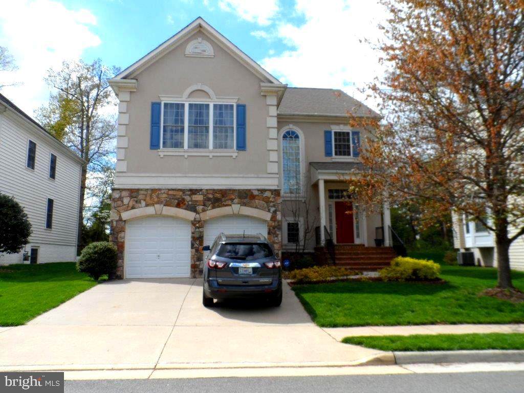 3818 Highland Oaks Drive - Photo 1