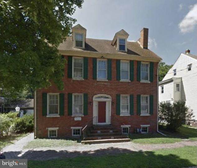 75 Broadway - Photo 1