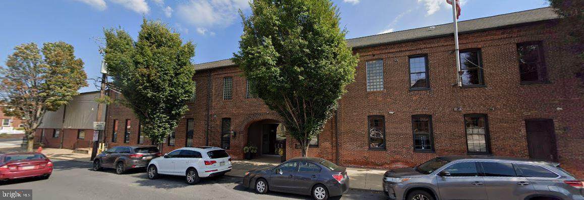 241 Plum Street - Photo 1