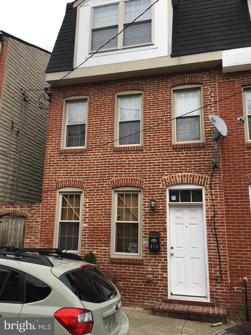 219 Regester Street - Photo 1