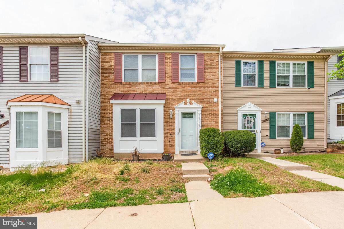 1828 Cedarwood Court - Photo 1
