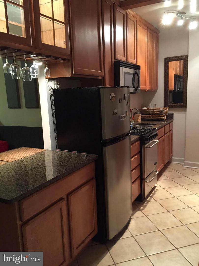 1021 Arlington Boulevard - Photo 1