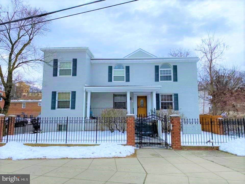 4915 Nannie Helen Burroughs Avenue - Photo 1