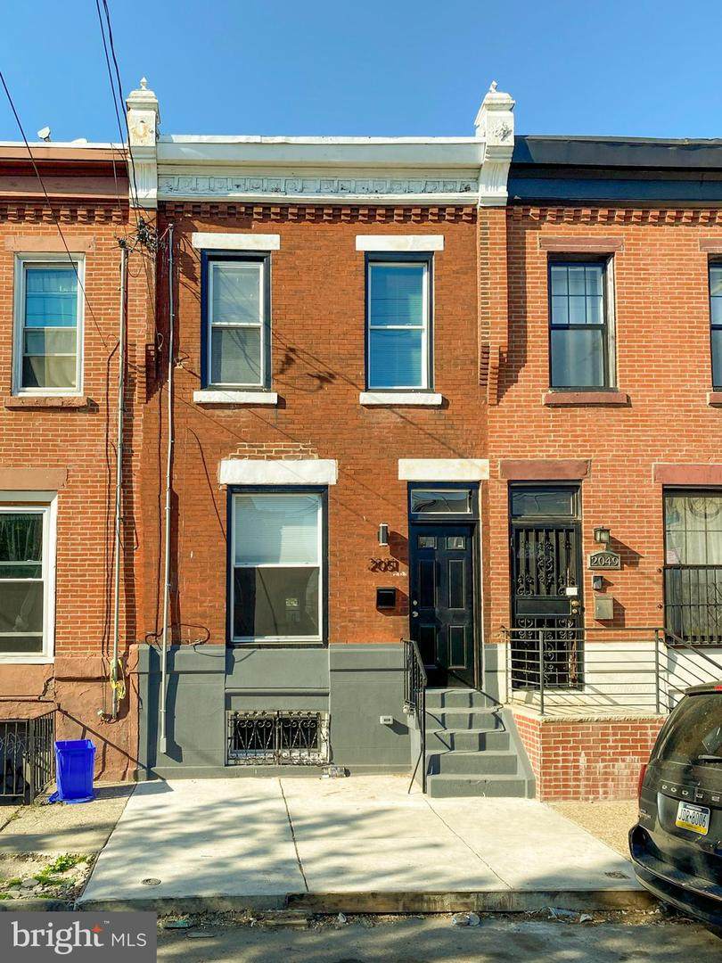 2051 Dickinson Street - Photo 1