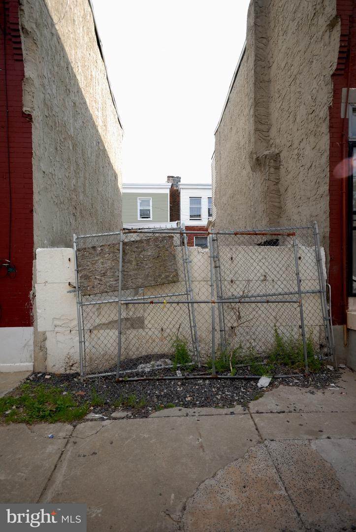 736 Mercy Street - Photo 1