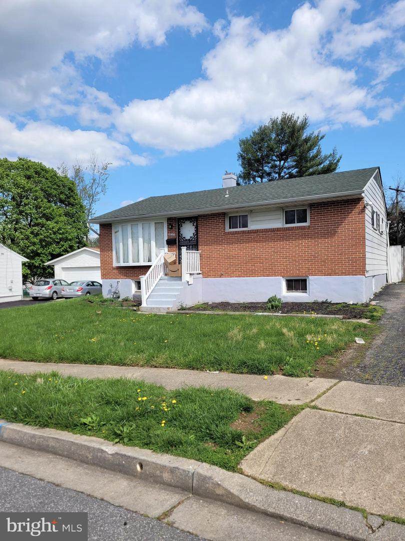 3823 Elmcroft Road - Photo 1