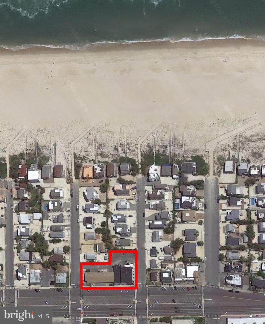 602 Long Beach Boulevard - Photo 1