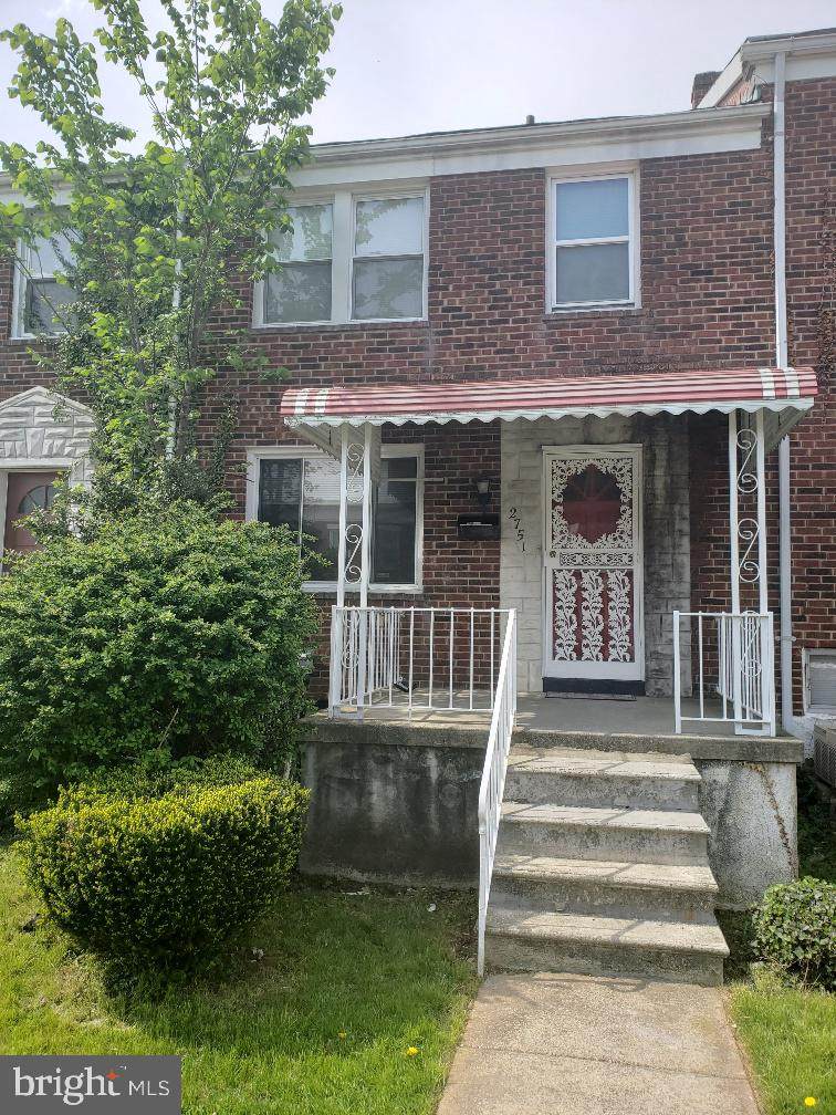 2751 Pelham Avenue - Photo 1