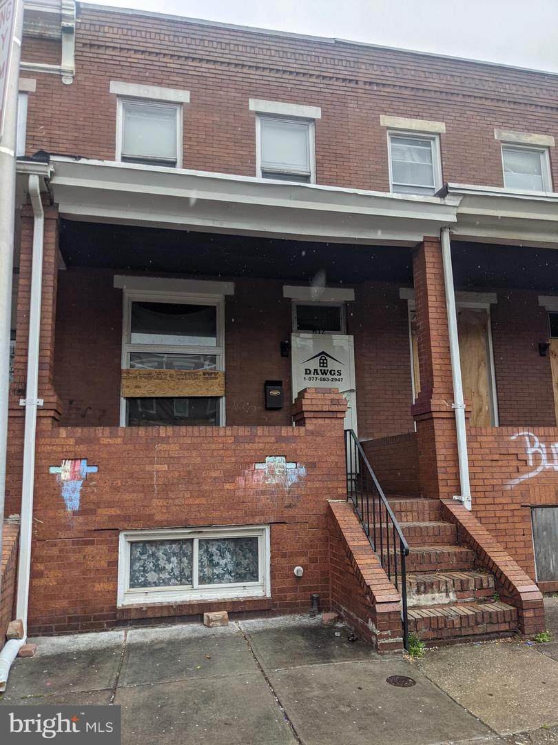 612 Ellwood Avenue - Photo 1