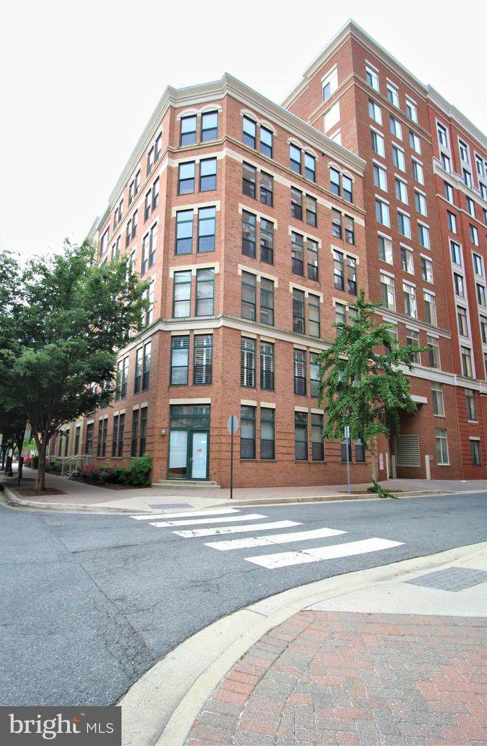 1201 Garfield Street - Photo 1
