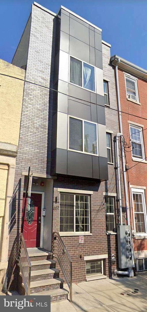 657 12TH Street - Photo 1