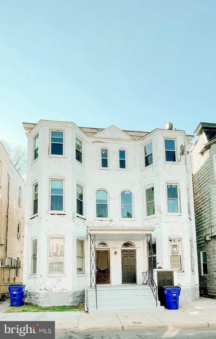 230 Summit Avenue - Photo 1