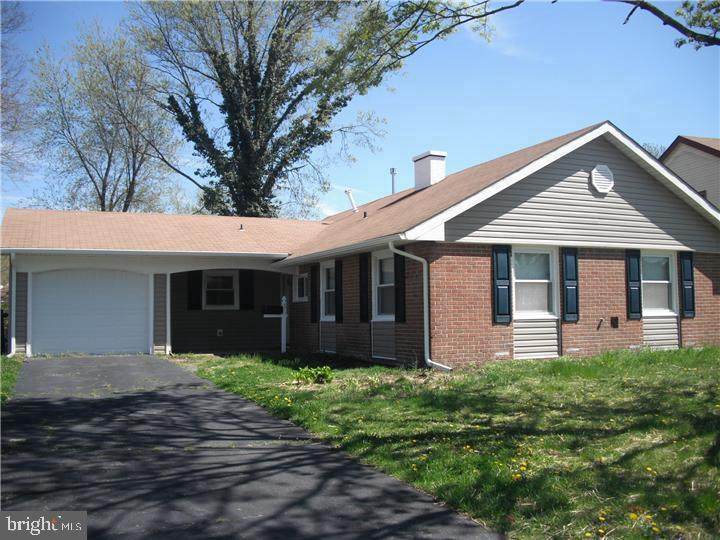 5 Pond Lane - Photo 1