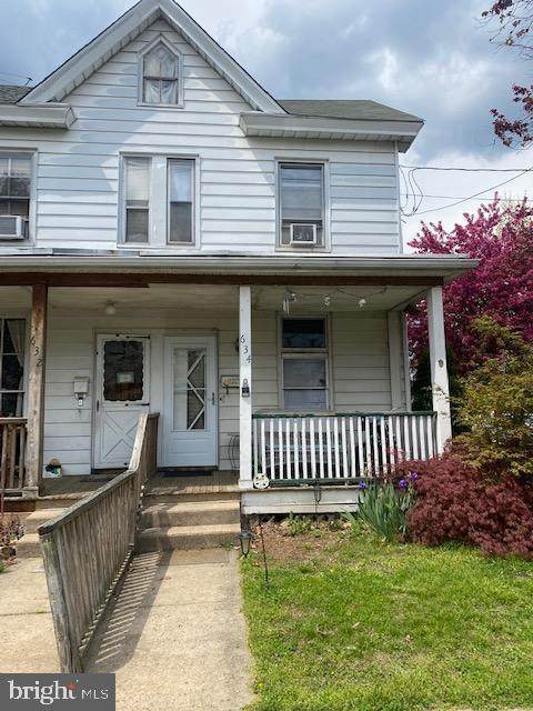 634 Laurel Street - Photo 1