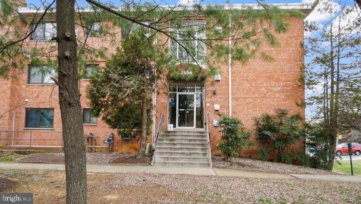2854 Annandale Road - Photo 1