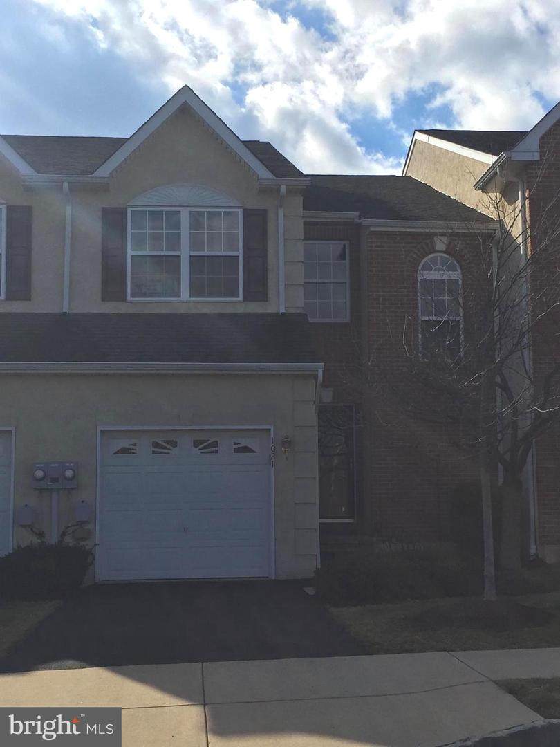 1021 Avondale Drive - Photo 1