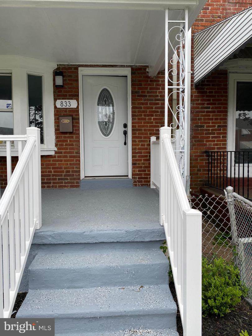 833 Arncliffe Road - Photo 1