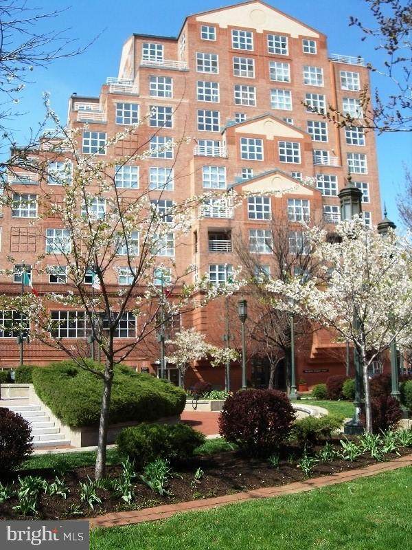 250 President Street - Photo 1