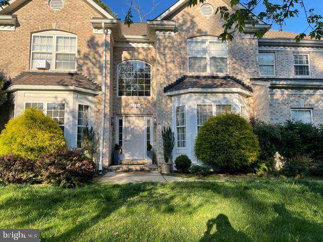 11584 Beacon Hill Court - Photo 1