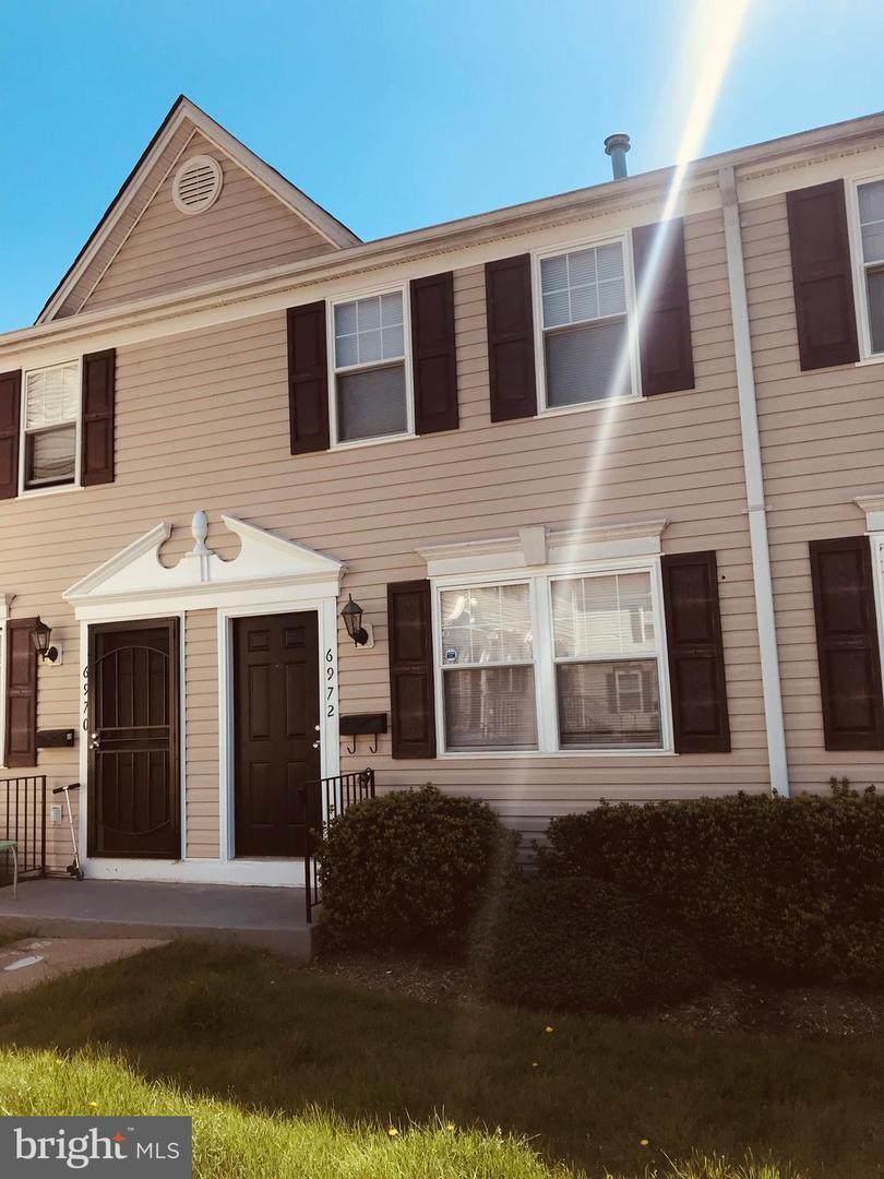 6972 Hawthorne - Photo 1