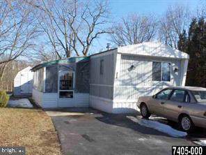 213 Waldorf Drive - Photo 1