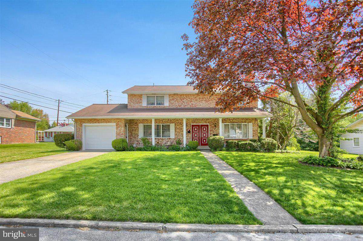 241 33RD Street - Photo 1