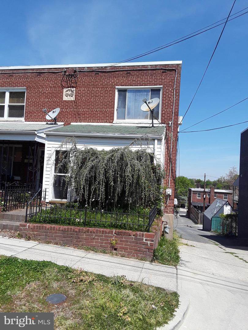 5301 Chillum Place - Photo 1