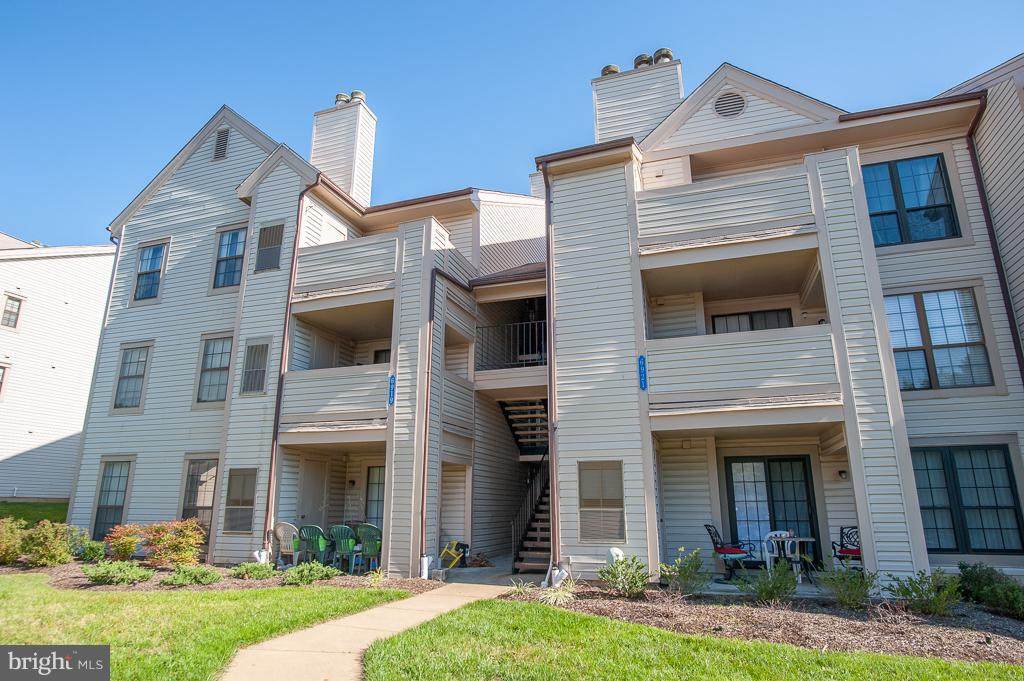 6919 Mary Caroline Circle - Photo 1