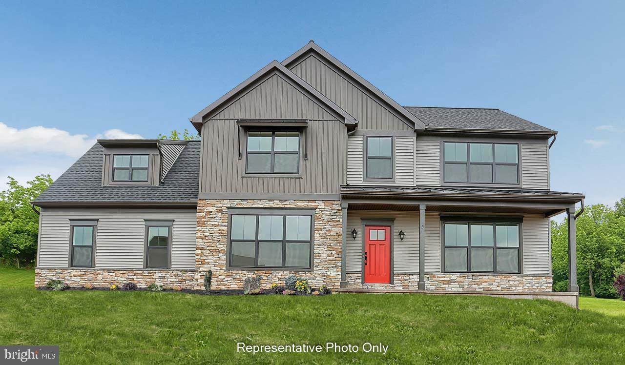 135 Linda Way - Photo 1