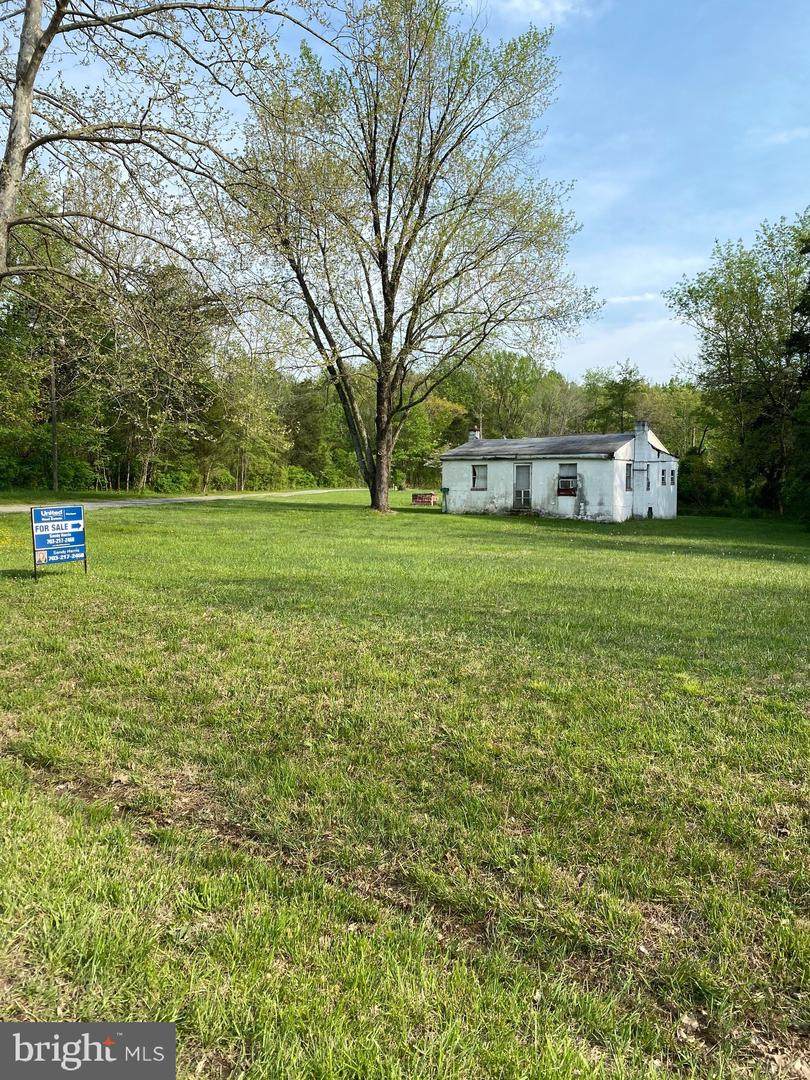 8505 Turnbull Road - Photo 1