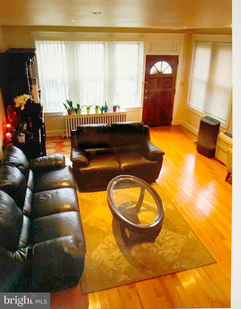 1315 Saint Vincent Street - Photo 1