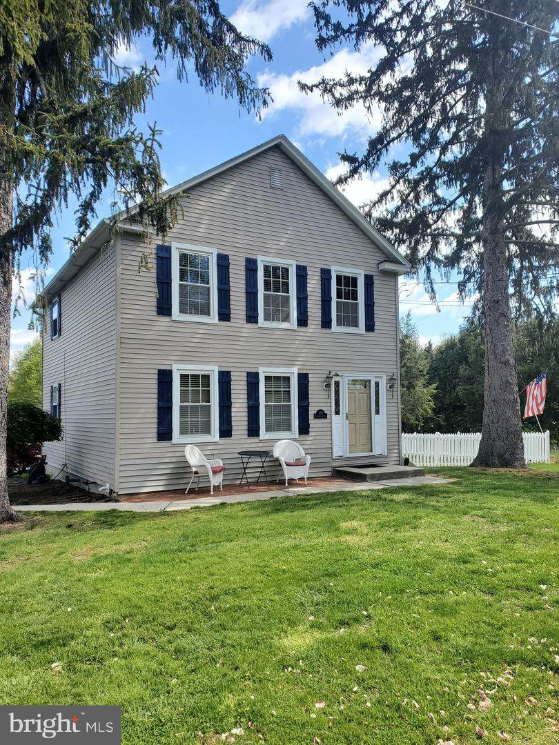 499 Perrineville Road - Photo 1