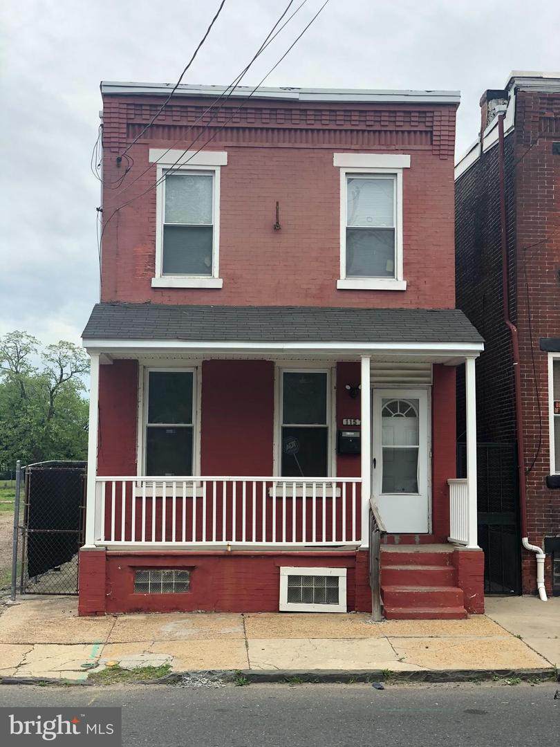 1157 Chestnut Street - Photo 1